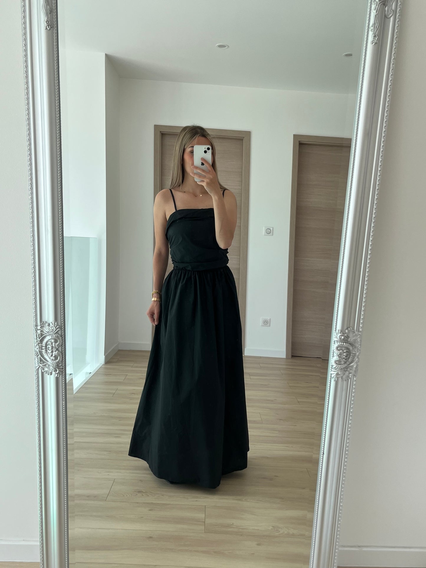 Robe noir
