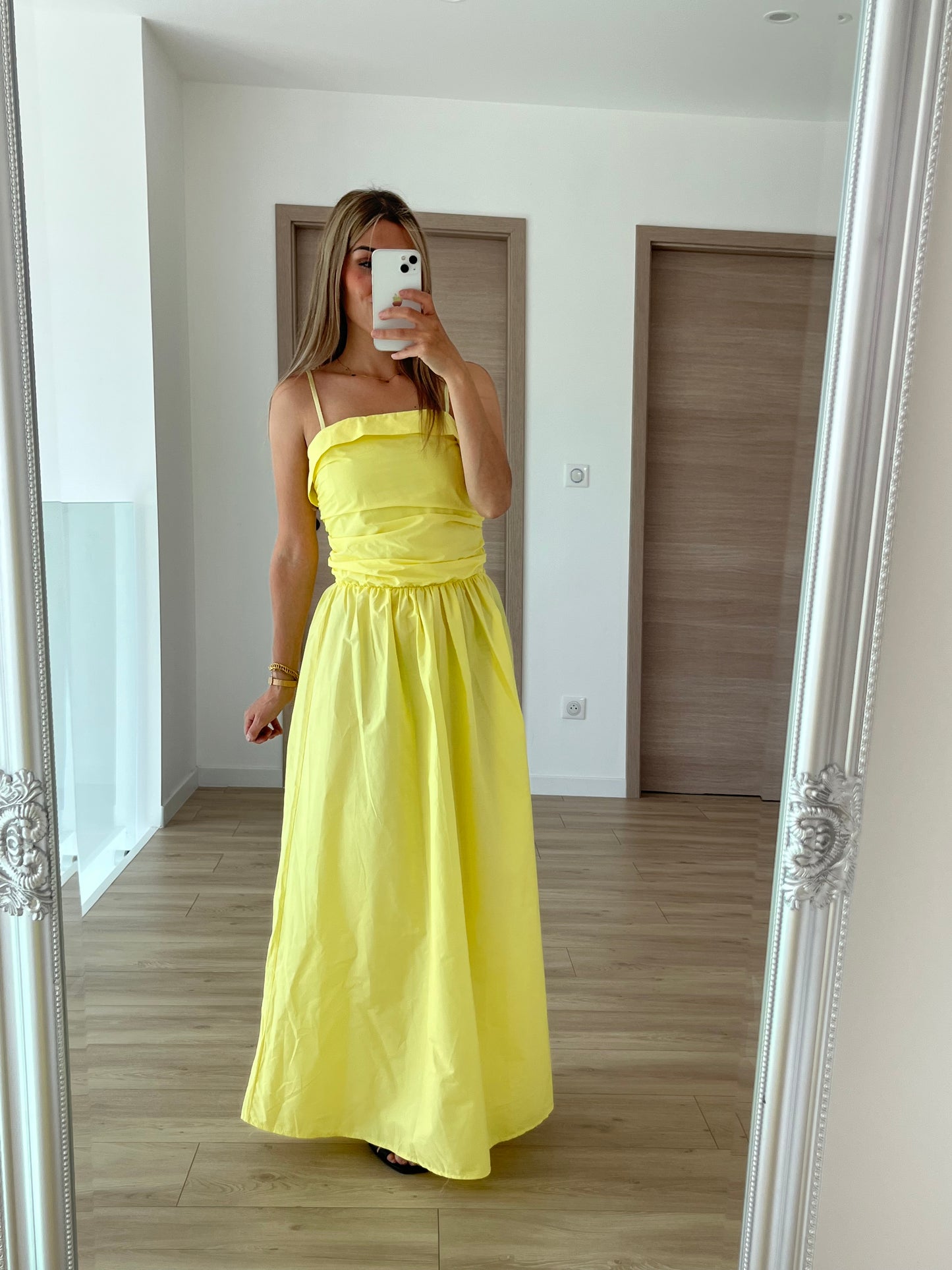 Robe jaune