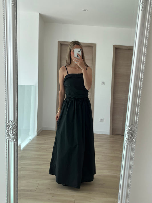 Robe noir