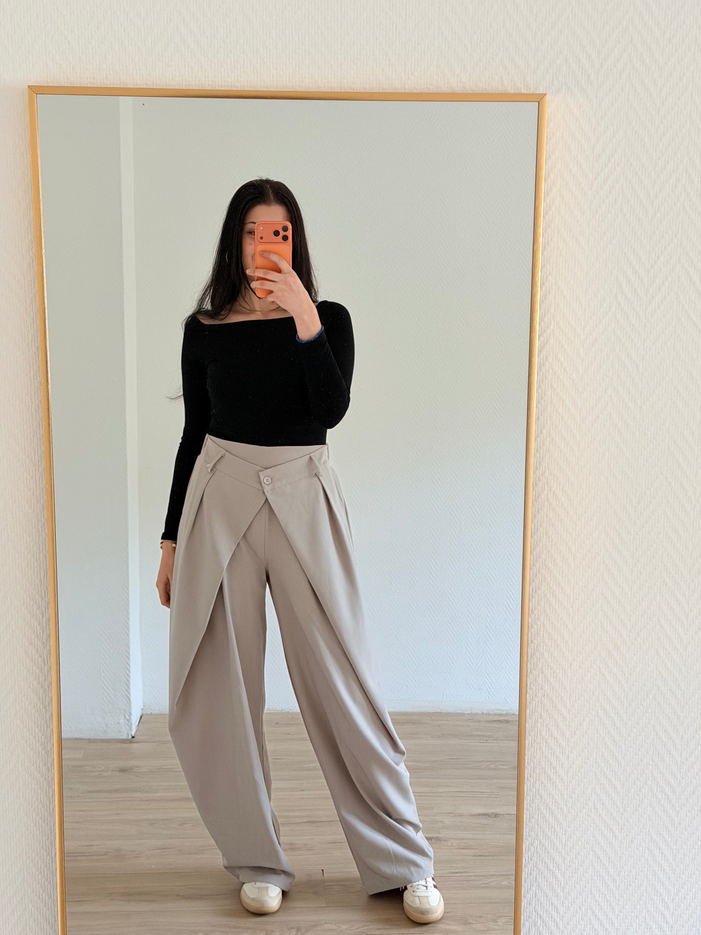 Pantalon couleur taupe