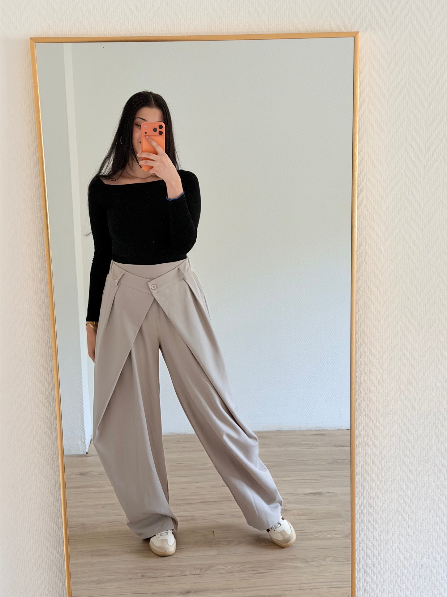 Pantalon couleur taupe