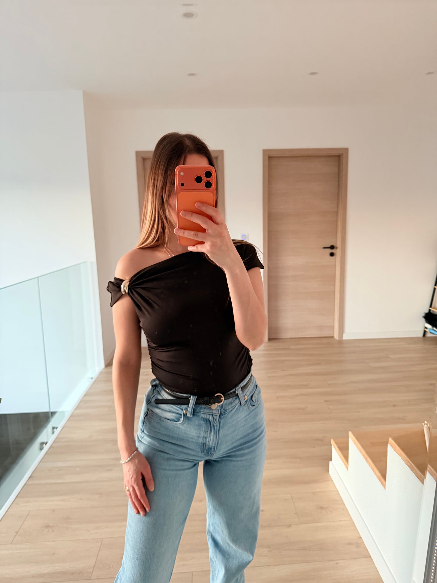 Haut avec détail manche