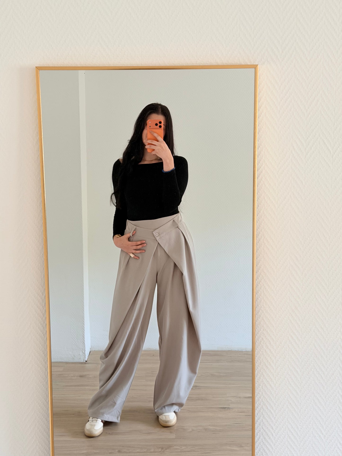 Pantalon couleur taupe